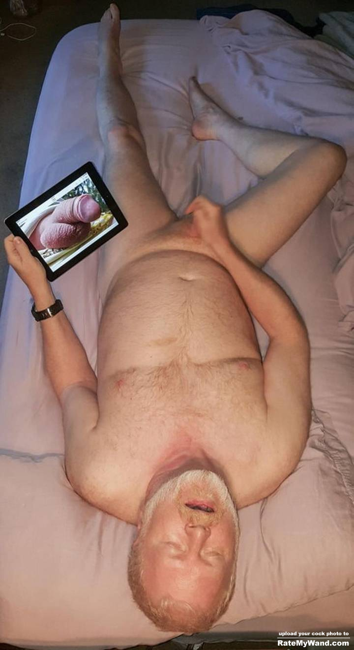 Repost my pics! My naked GAY nudist body is public domain ...